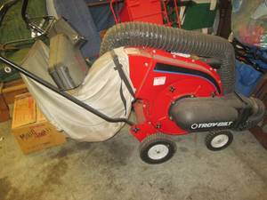 lot 2 image: Troybilt chipper vac...