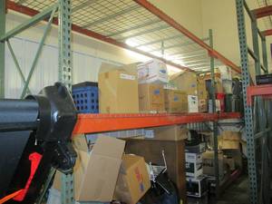 lot 9 image: Pallet racking with 10 tall uprigh...