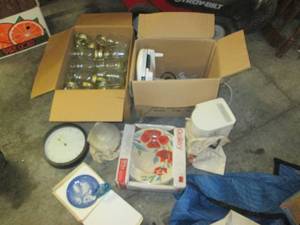 lot 100 image: Box of canning jars and an assortme...