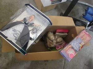 lot 131 image: Barbie and other toys...