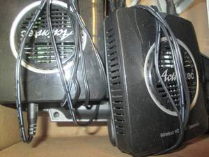 lot 137 image: Sony video projector...