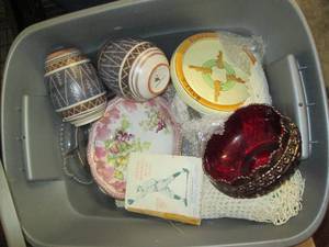 lot 149 image: Covered tote filled with glassware ...