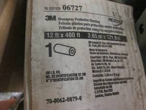 lot 143 image: Lot of household and kitchen items,...