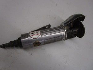 lot 33 image: Steel Air Cutoff Saw