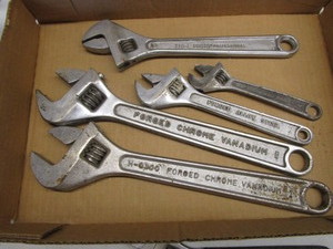 lot 59 image: Adjustable Wrenches