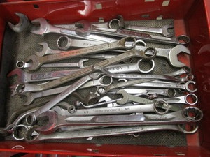 lot 110 image: Combo Wrenches, SAE