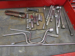 lot 113 image: Ratchets, Extensions, 38