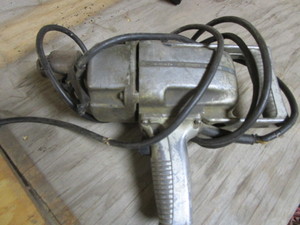 lot 128 image: Shopmate Corded 12 Drill