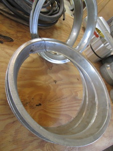 lot 145 image: Beauty Rings, Four 15