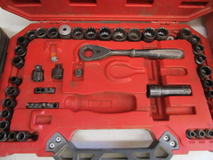 lot 155 image: Craftsman 14, 38 Socket Set