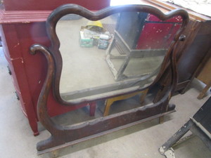 lot 169 image: Antique swing Mirror