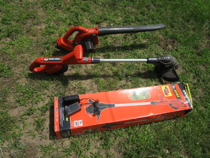 lot 172 image: B&D String Trimmer & Blower, 2 Batteries