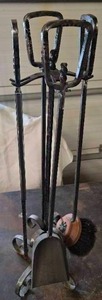 lot 74 image: Fireplace tool set