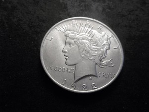 lot 36 image: 1922 Peace Silver Dollar