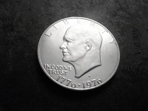 lot 51 image: 1976 S Bicentenial Ike Silver Dollar
