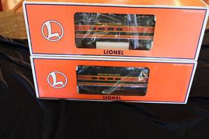 lot 7 image: 2 Lionel Empire Builder Passenger Cars Prairie View and Riverview Vista Dome Cars in Box
