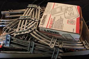 lot 8 image: Flat of Lionel  O Gauge Track and 40 Watt Controller