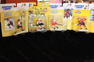 lot 11 image: 4 NHL Starting Lineups Theo Fleury, Federov