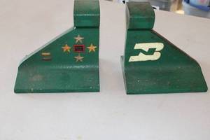 lot 30 image: Burlington Northern Rail Bookends Door Stops Burlington Route