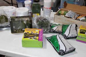 lot 76 image: Large Lot of Scenery, Trees, Foliage, Micro Mark Molding Material, turf and more
