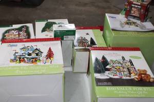 lot 137 image: Bin of Dept 56 Teddy Bear Training Center, Frostys Christmas Weather Station, Santas Castle More