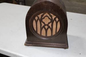 lot 158 image: Vintage Cathedral Speaker