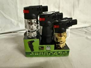 lot 26 image: 6 Pack of XXL Skull Torches
