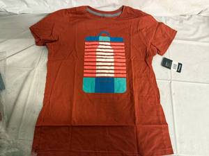 lot 41 image: 5 Womens Hydro Flask T-Shirts - Medium