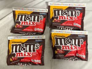 lot 162 image: 4 Bags of M&Ms Mix