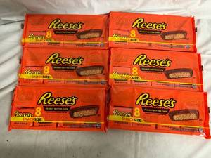 lot 168 image: 6 Packs of Reeses Peanut Butter Cups