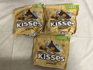 lot 222 image: 3 Bags of Hershey Almond Kisses