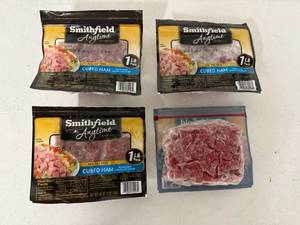 lot 22 image: L. 4x 1lb Cubed Ham-Smithfield Anytime Favorites