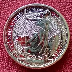 lot 8 image: 2025 14 oz Silver Britannia