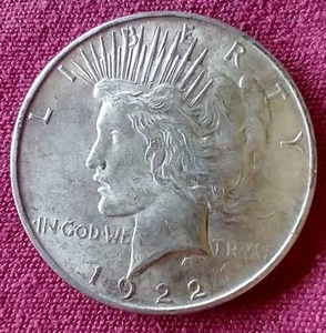 lot 93 image: 1922 Peace Dollar