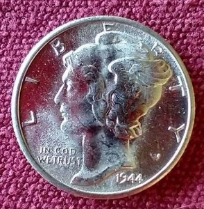 lot 108 image: Gorgeous Uncirculated Mercury Dime