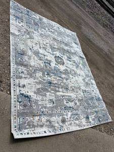 lot 39-J2025 image: Perla Collection Rug  Model PR05