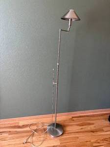 lot 87-J2025 image: Halogen Floor Lamp  51 Tall