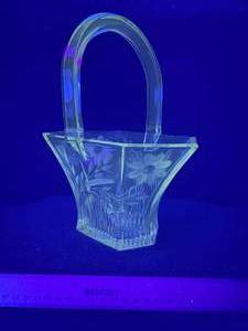 lot 102-J2025 image: Antique Heisey Octagon Uranium Crystal Glass Basket  Cut Floral Daisy Pattern