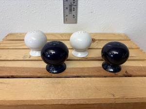 lot 165-J2025 image: 2 Sets of Fiesta Ware Salt & Pepper Shakers  Cobalt Blue and White