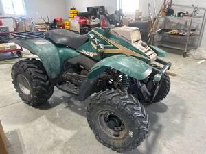 Polaris 300 4x4 ATV