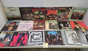 lot 40 image: Lot of Assorted Vintage Vinyl Rock & Roll Records #40