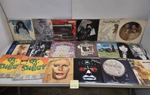 lot 42 image: Lot of Assorted Vintage Vinyl Rock & Roll Records #42