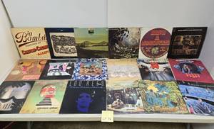 lot 76 image: Lot of Assorted Vintage Vinyl Rock & Roll Records #76