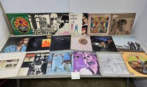 lot 115 image: Lot of Assorted Vintage Vinyl Rock & Roll Records #115