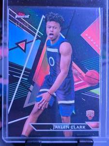 lot 20 image: JAYLEN CLARK 2023-24 TOPPS FINEST ROOKIE CARD BLACK REFRACTOR 1020