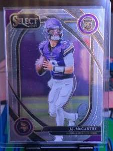 lot 105 image: JJ MCCARTHY 2024 PANINI SELECT CLUB LEVEL ROOKIE CARD