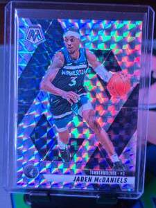lot 255 image: JADEN MCDANIELS 2024-25 PANINI MOSAIC TRUE SILVER