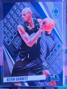 lot 303 image: KEVIN GARNETT 2023-24 PANINI PHOENIX