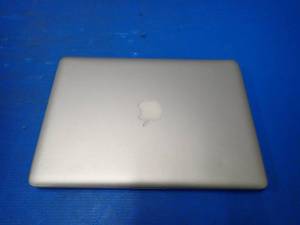 lot 9 image: Apple&nbspMacBookPro92 A1278 &nbspINTEL CORE I5-3210M 2.5 Ghz  4GB DDR3 RAM  NO HD  13.3 screen with 1280 x 800 Resolution  Includes IOS  No Charger