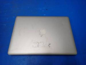 lot 18 image: Apple&nbspMacBookPro92 A1278 &nbspINTEL CORE I5-3210M 2.5 Ghz  8GB DDR3 RAM  250GB SSD  13.3 screen with 1280 x 800 Resolution  Includes IOS  No Charger  left edge of case is slightly warped near the ethernet port